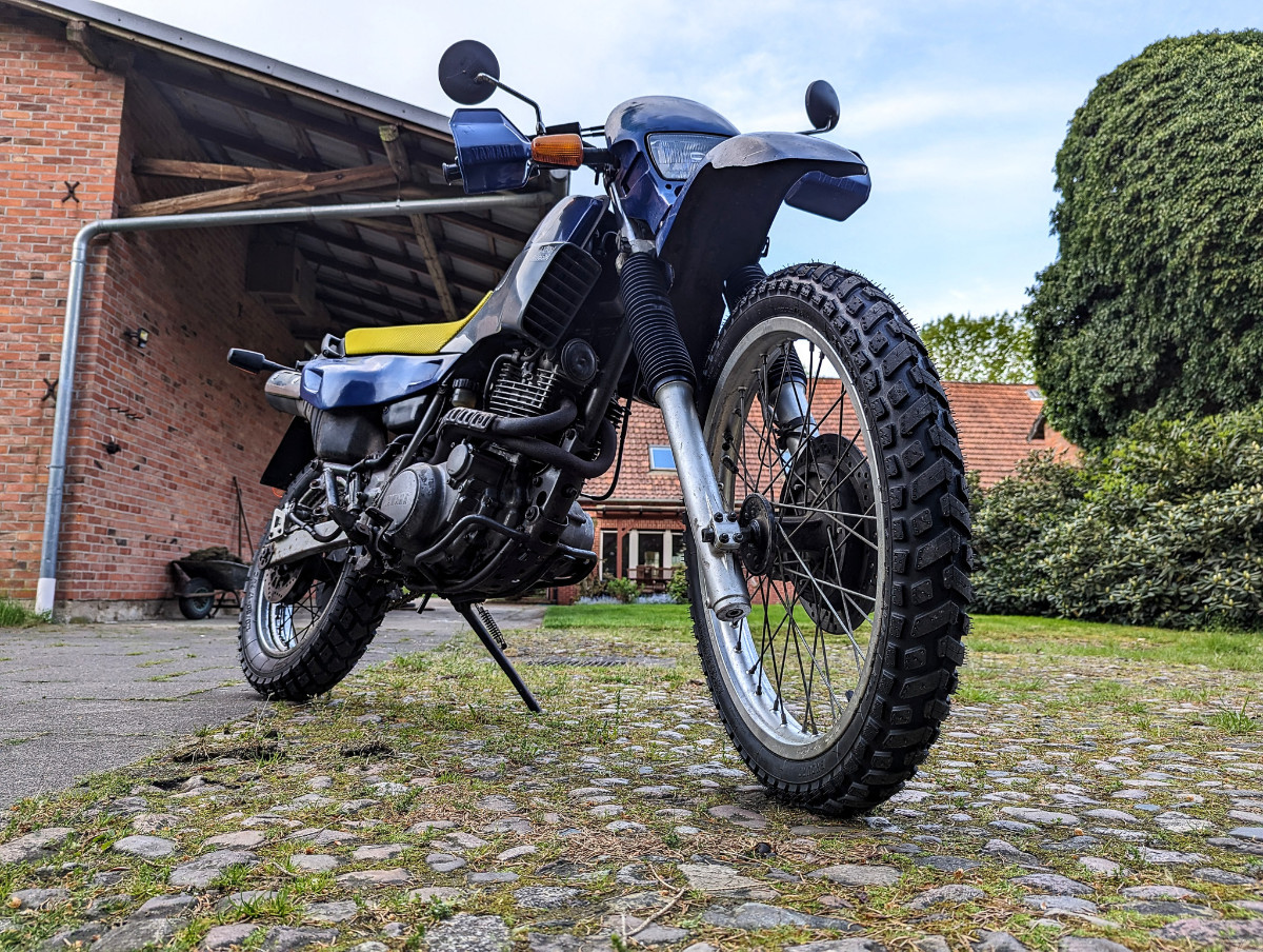 xt600_1.jpg