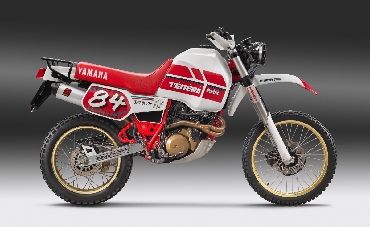 Yamaha Tenere 600_90de_right.jpg